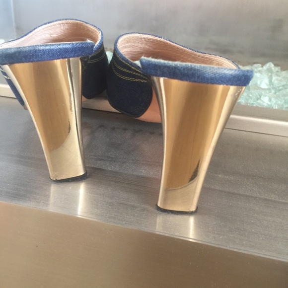 ESCADA DENIM HEELS - Picture 4 of 9